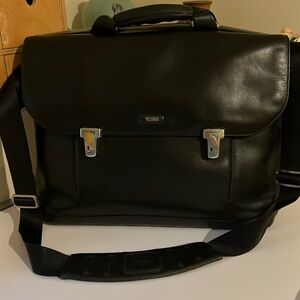 Tumi 2951D Black Leather Briefcase